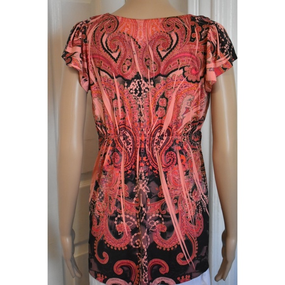 NWT| Unity World Wear {PETITE PAISLEY TOP} - Picture 6 of 9
